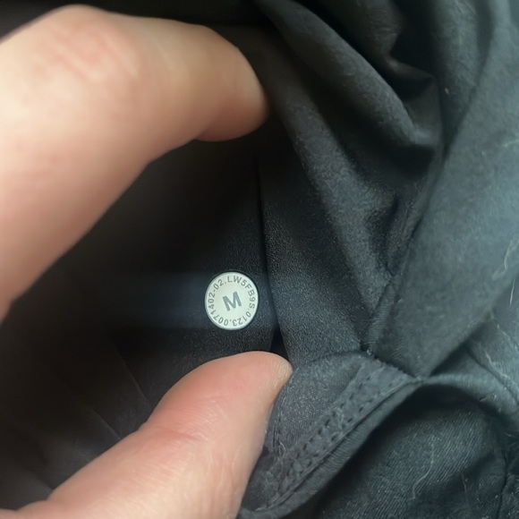 Lululemon Wide leg High-Rise pant/Jogger (cinchable cuff)
Black - Picture 6 of 14